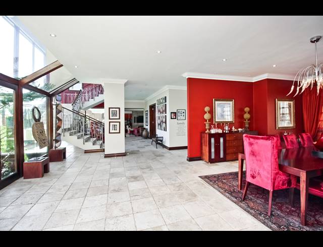 5 BEDROOM HOUSE FOR SALE IN BRYANSTON